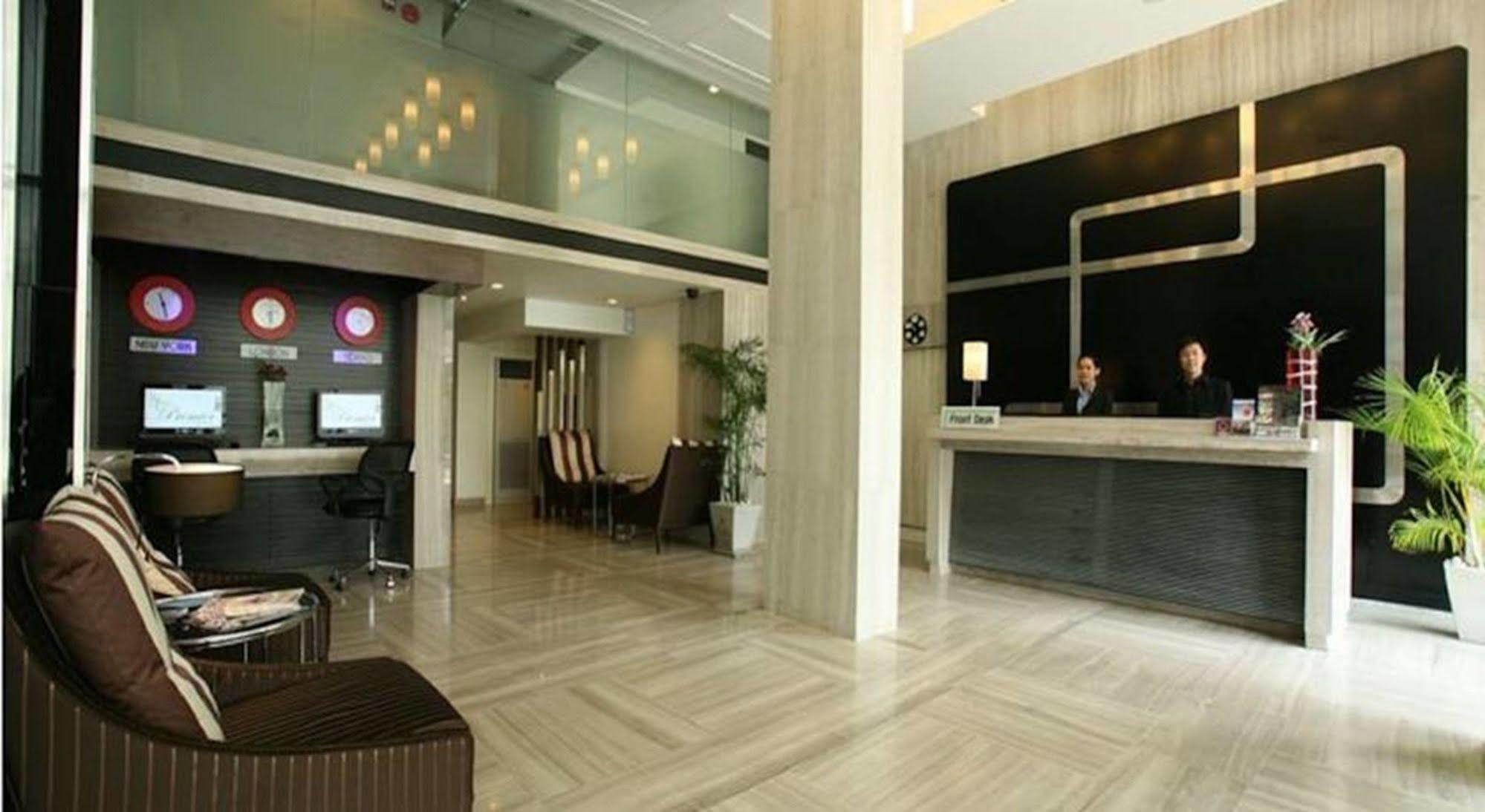Fx Hotel Metrolink Makkasan Бангкок Екстер'єр фото